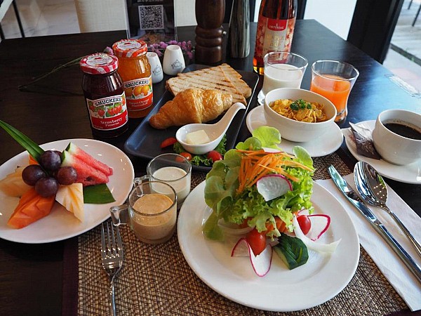 Breakfast