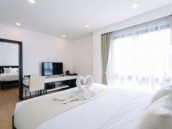 Deluxe Connecting Room